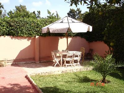 Location vacance villa meublée casablanca Maroc à 1100 dhs / nuit GSM : 002126.1