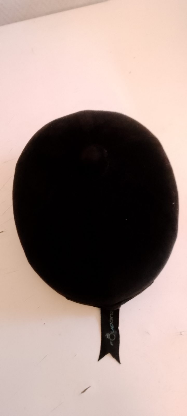 Casque équitation noir taille 54cm - 6 5/8 inc - 460 gr 100% Acrylonitrile butadiène - photo 3