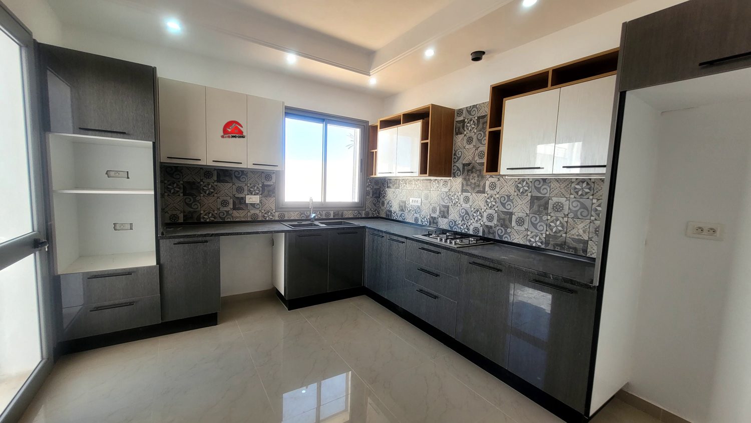 VILLA NEUVE À VENDRE AVEC PISCINE À HOUMT SOUK DJERBA-REF V 629 - photo 4