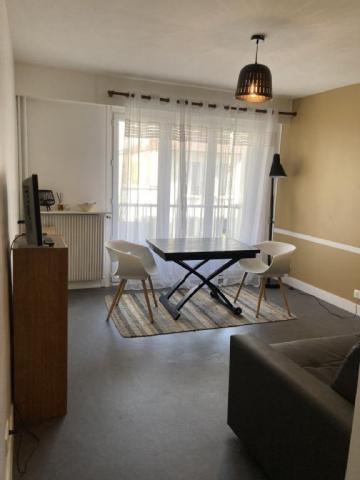 STUDIO meublé de 23m2 avec balcon - photo 2
