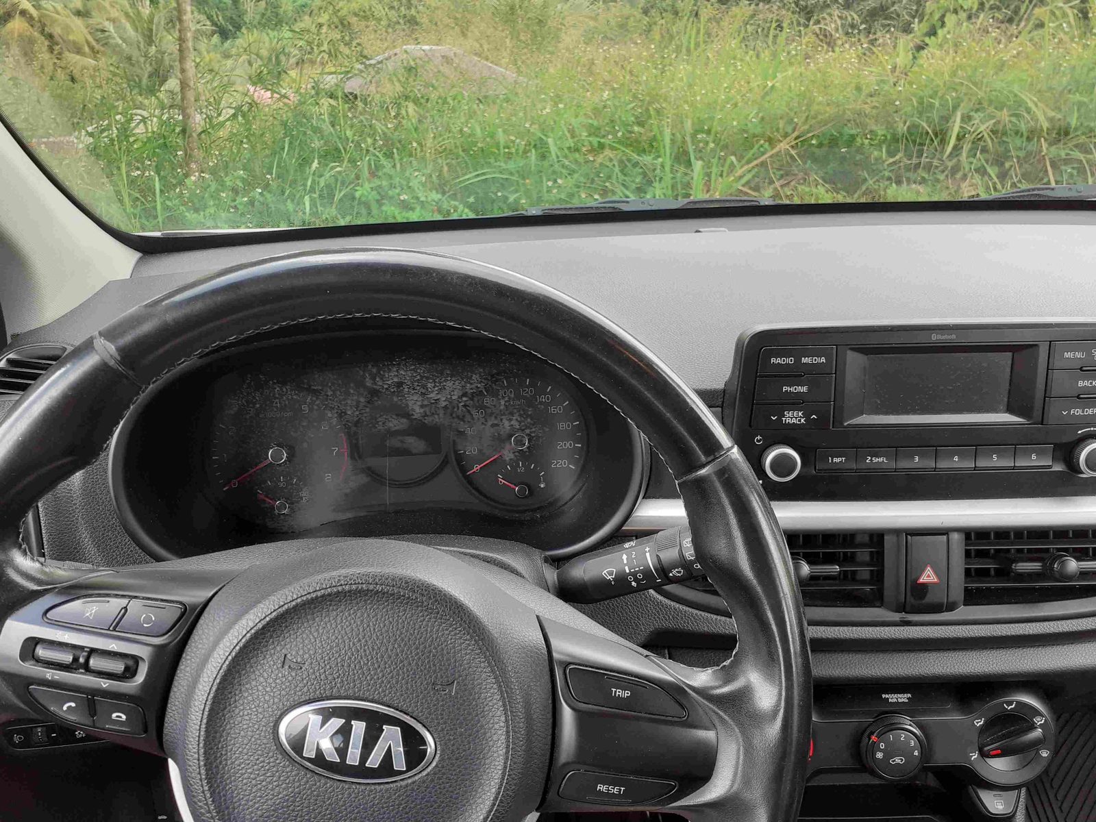 URGENT: Kia Picanto - 1.0L - 5cv -année 2018 - BV manuelle - photo 4