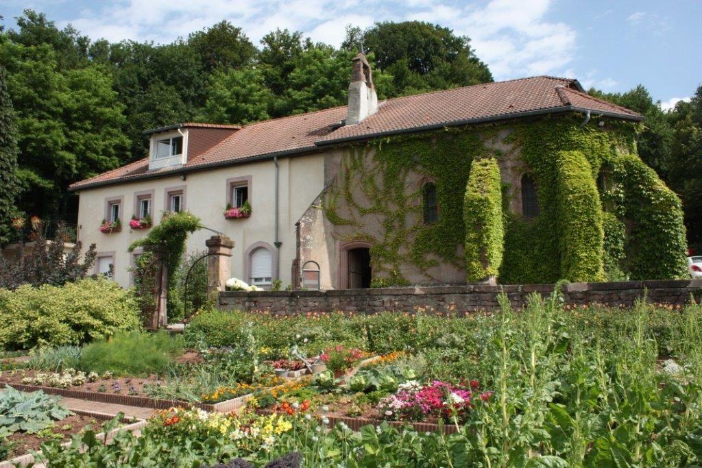 Propriété atypique d'exception au milieu d'un site remarquable - photo 1