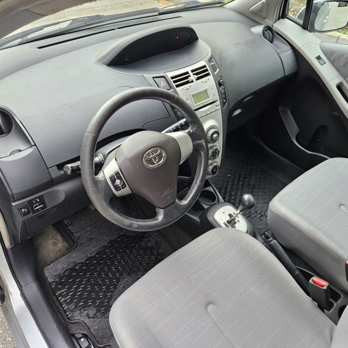 TOYOTA YARIS AUTOMATIK - photo 4