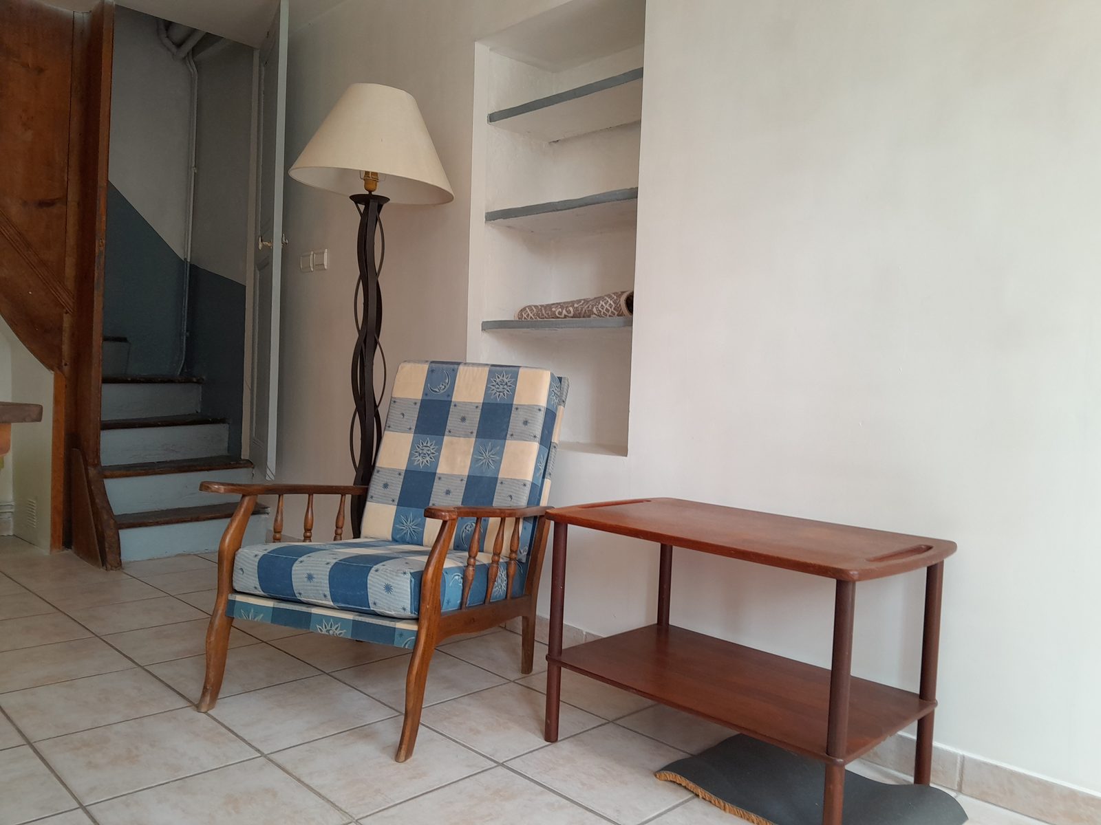 A louer studio à Châbons (38690) - photo 2