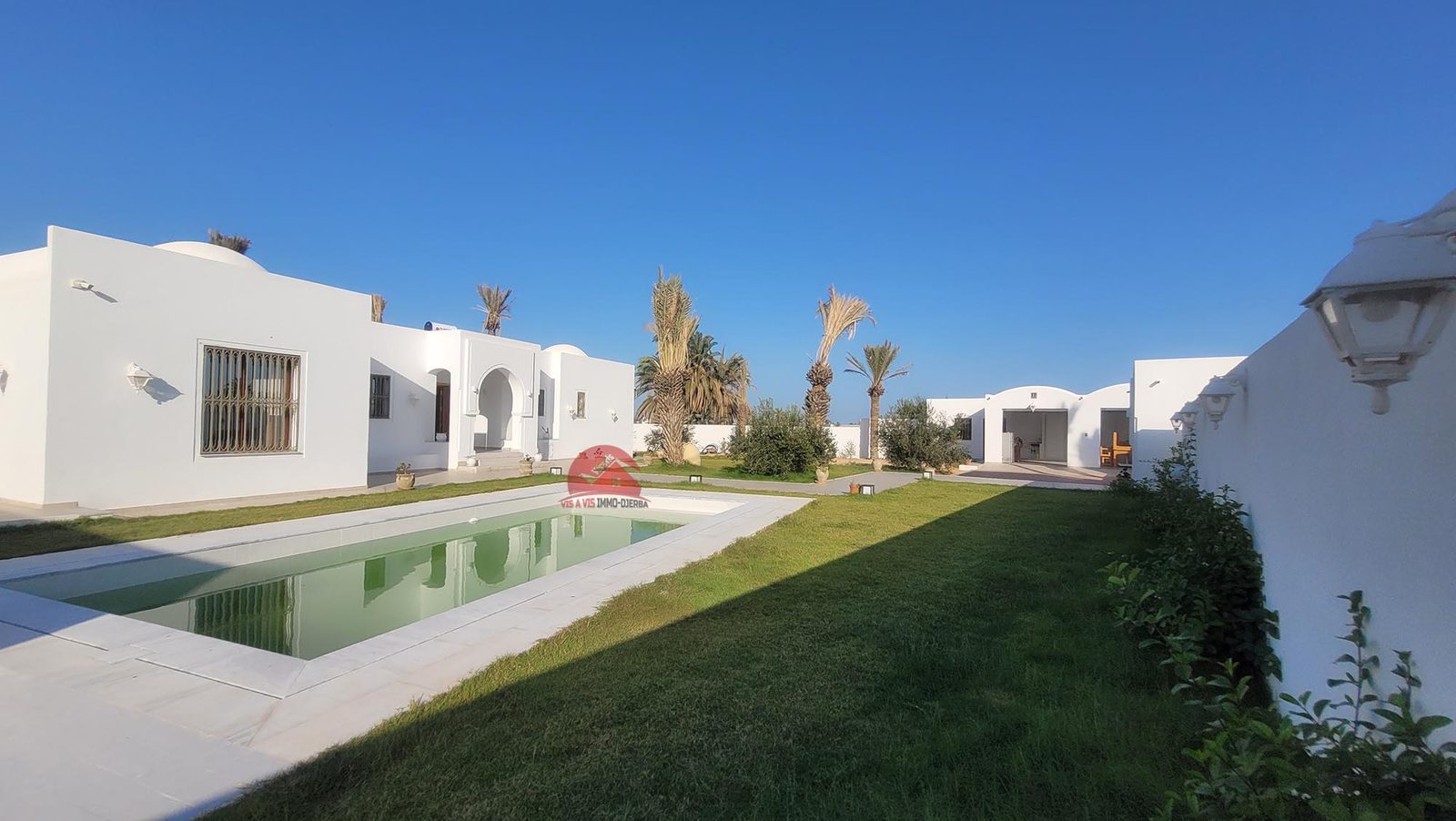 GRANDE MAISON SUR MEZRAYA DJERBA ZA - RÉF V693 - photo 2