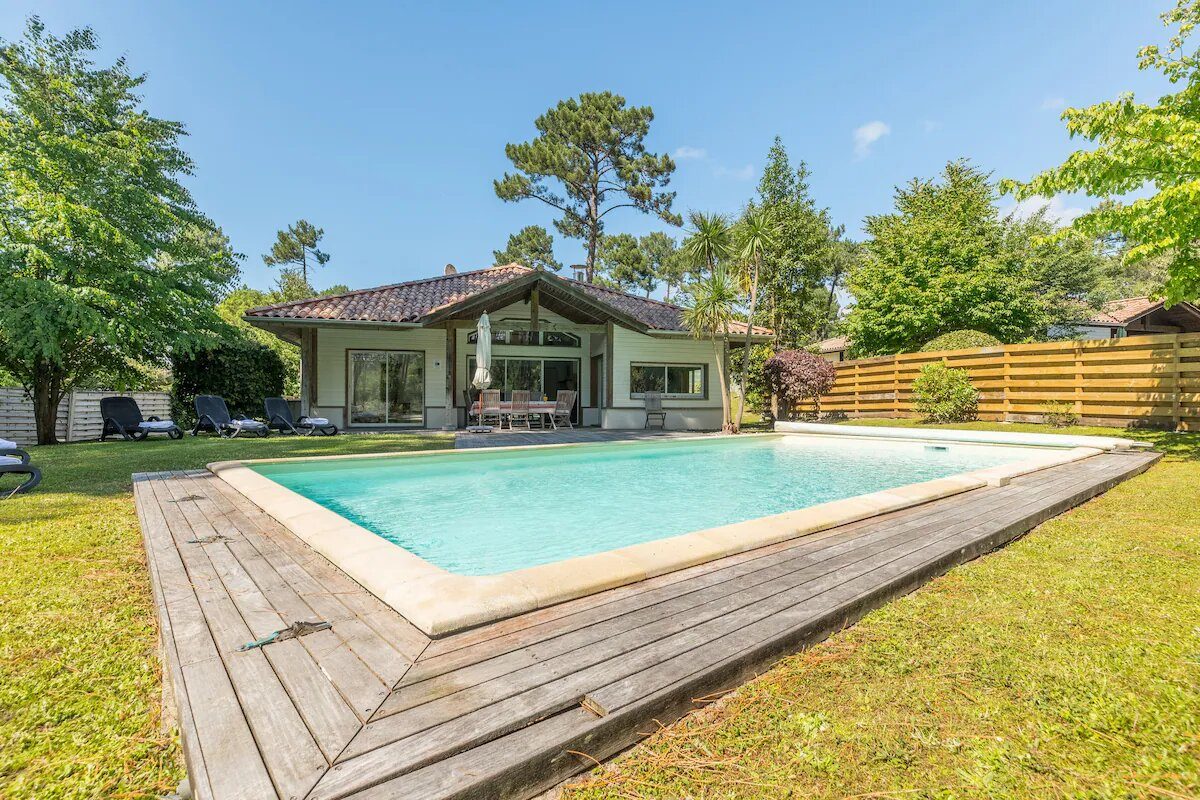 Villa au Cap-d 'Agde - Piscine privée, proche mer 8/10 personnes, animaux acceptés - photo 1
