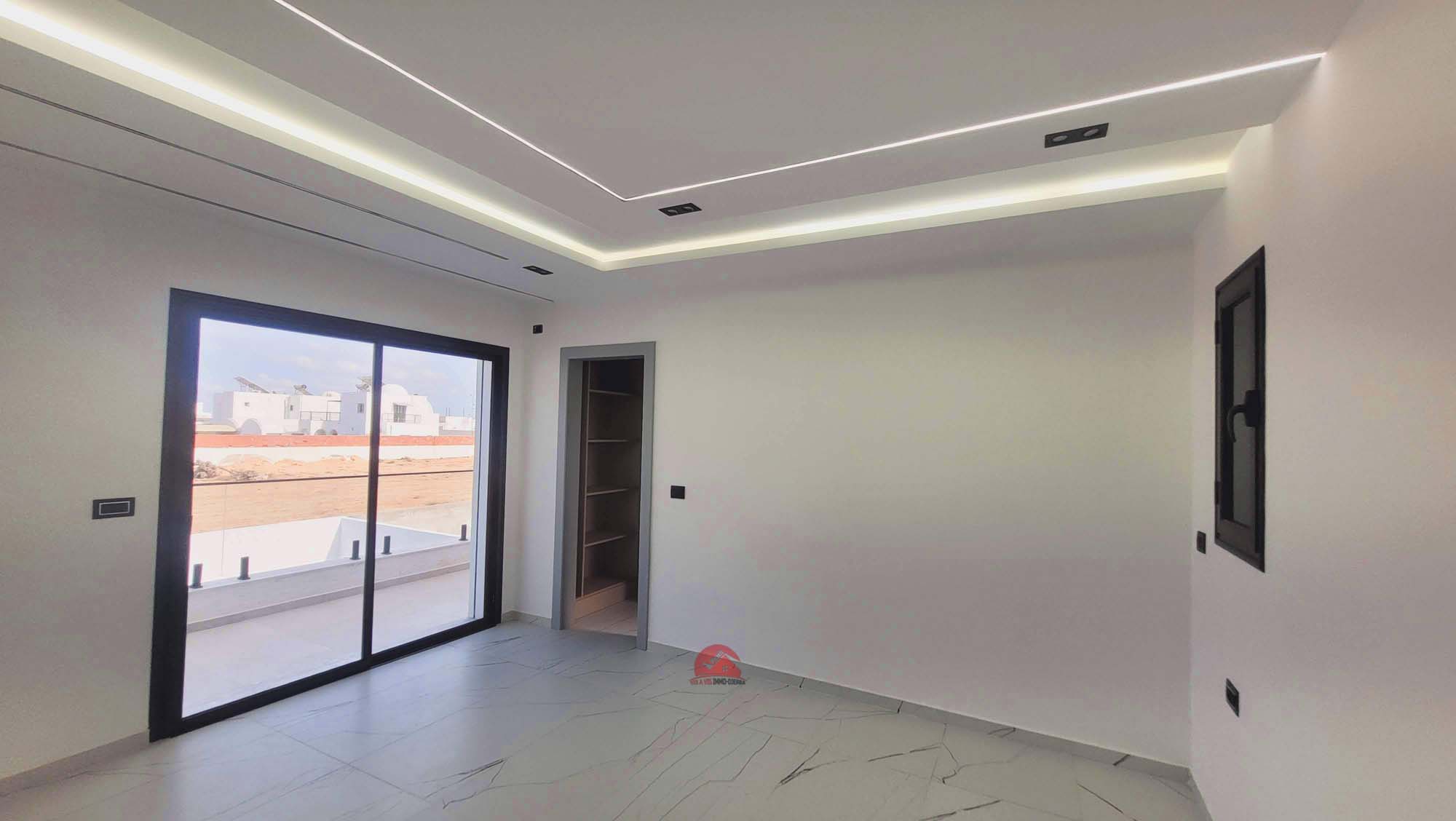 VILLA NEUVE AVEC TITRE BLEU À TEZDAINE DJERBA ZA - RÉF V690 - photo 4