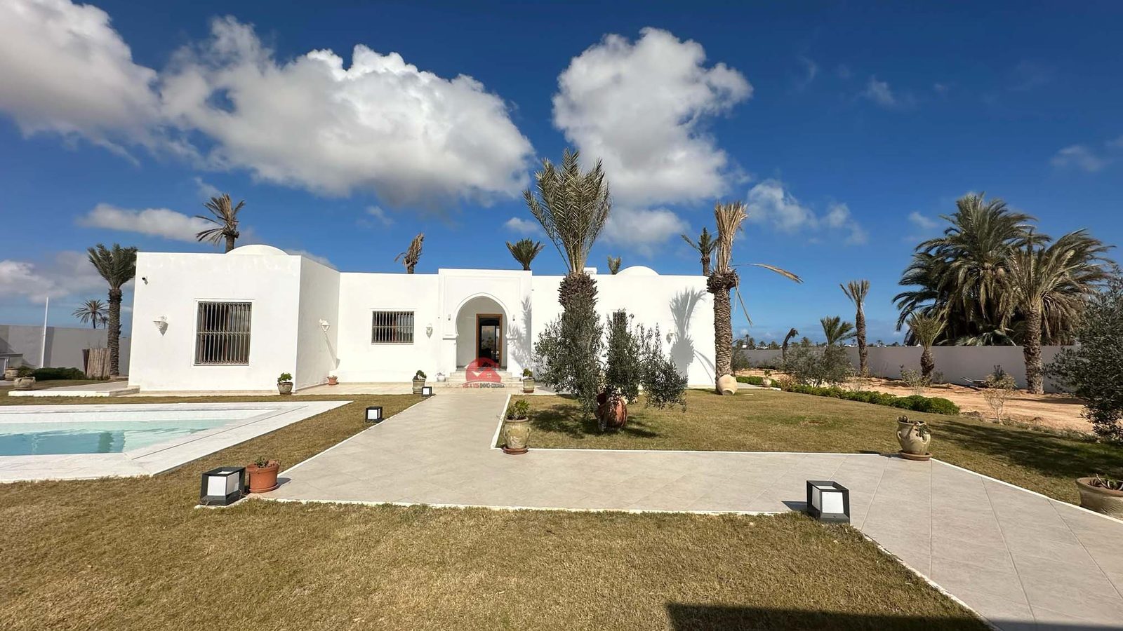 GRANDE MAISON SUR MEZRAYA DJERBA ZA - RÉF V693 - photo 6