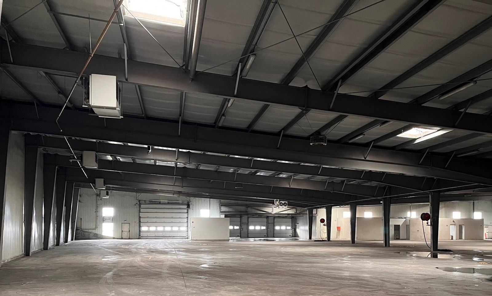 LOCATION ENTREPOT LE THILLOT - photo 1