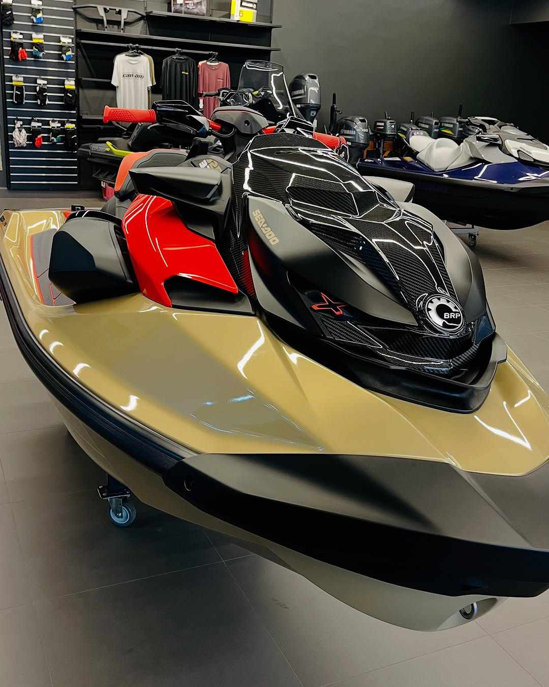 2025 SEA-DOO RXP-X 325 TECH PACKAGE jetski - photo 2