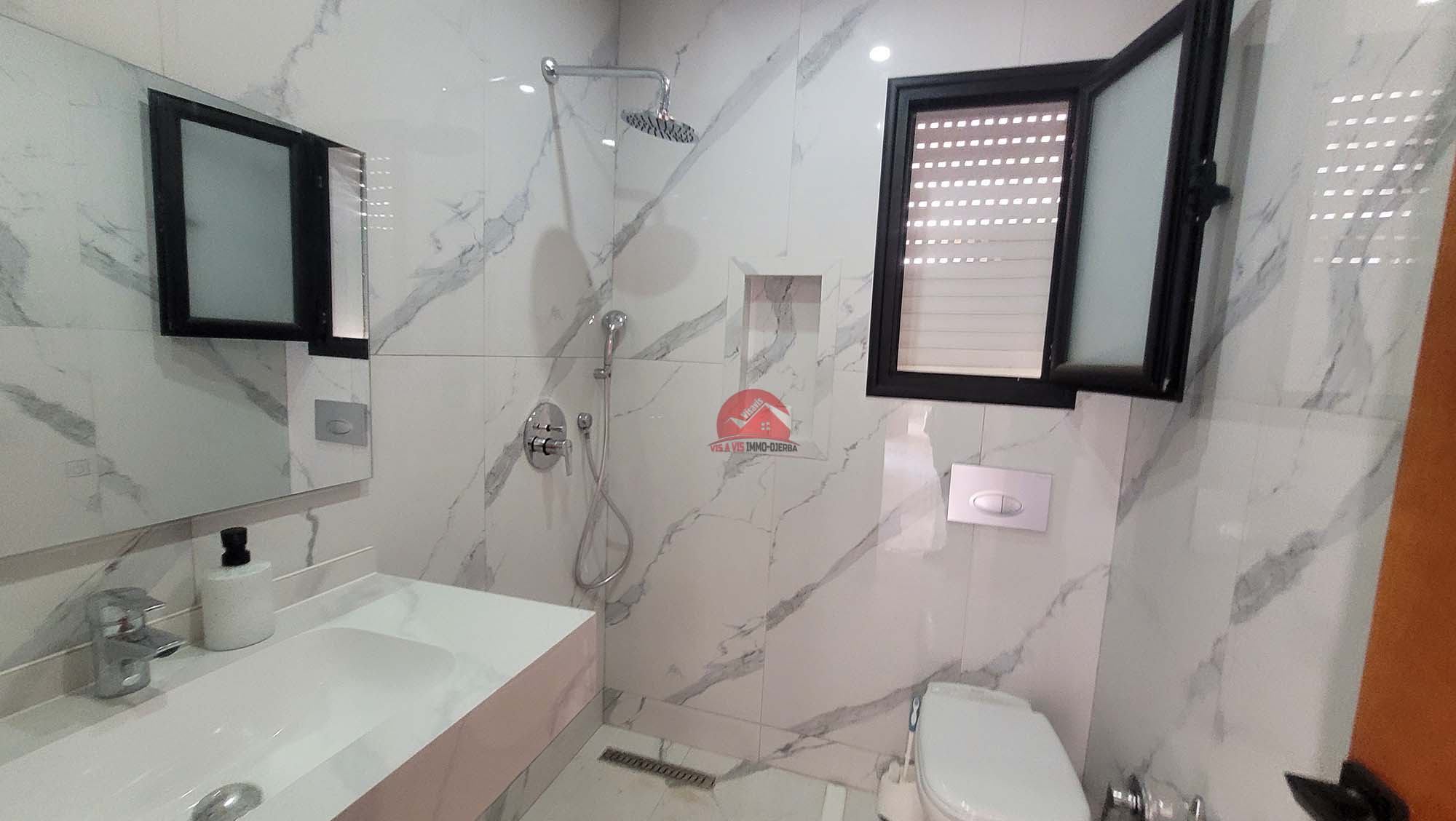 VILLA MEUBLÉE EN ZONE TOURISTIQUE DJERBA - RÉF V701 - photo 4