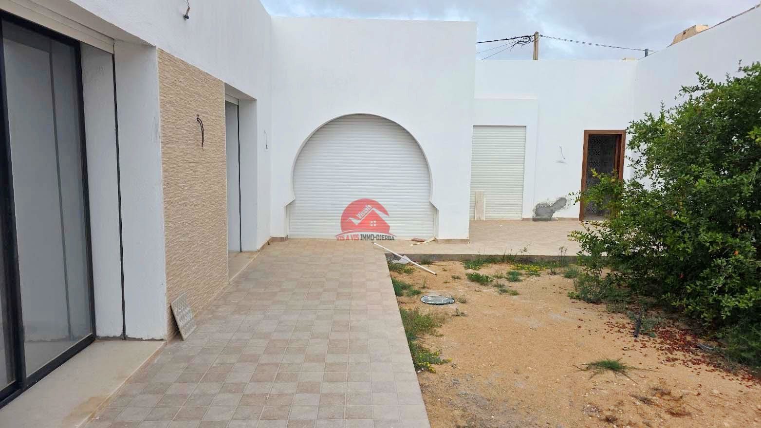 VILLA DE PLAIN-PIED À VENDRE À HOUMT SOUK DJERBA ZU - RÉF V713 - photo 6