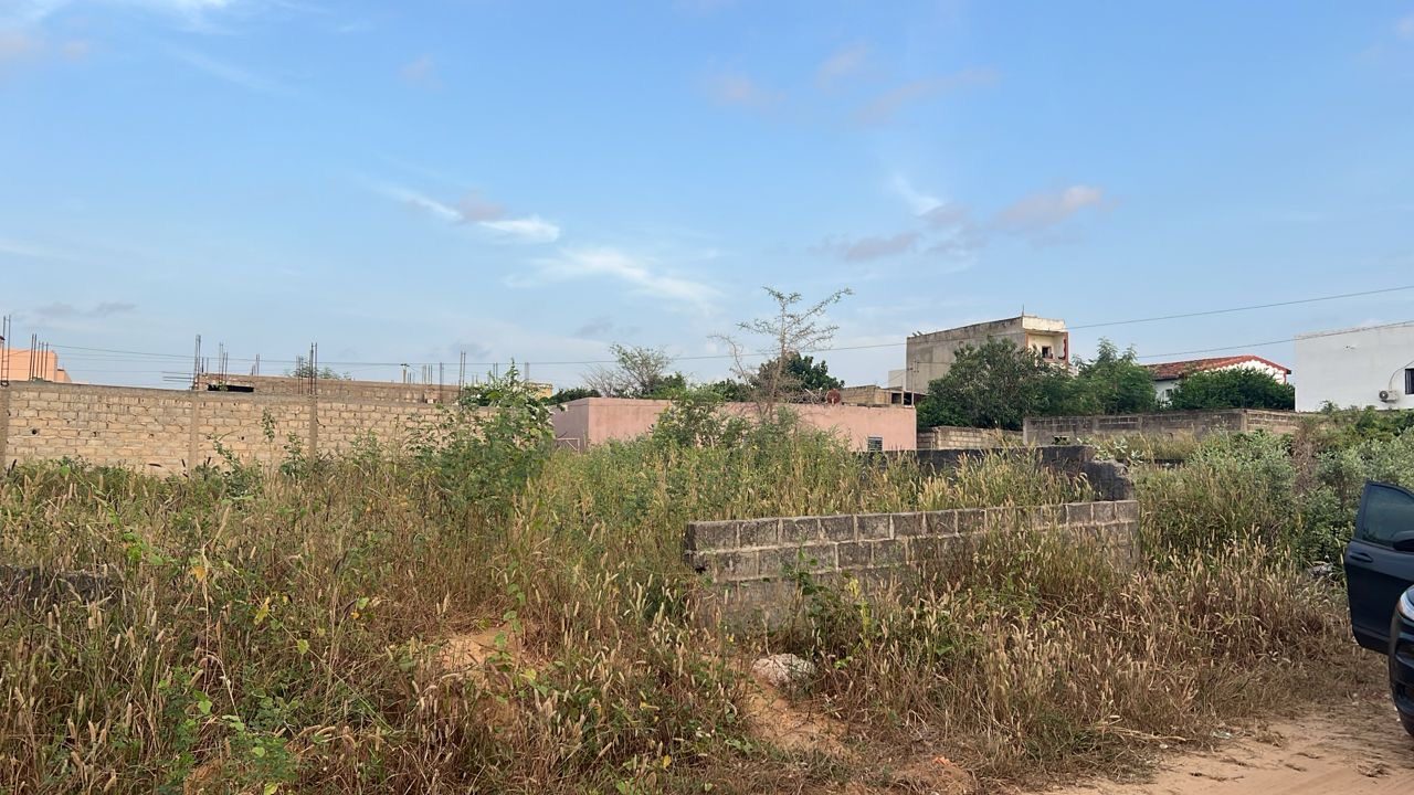 Terrain de 520 mètres carrés à vendre à Saly Sénégal - photo 4