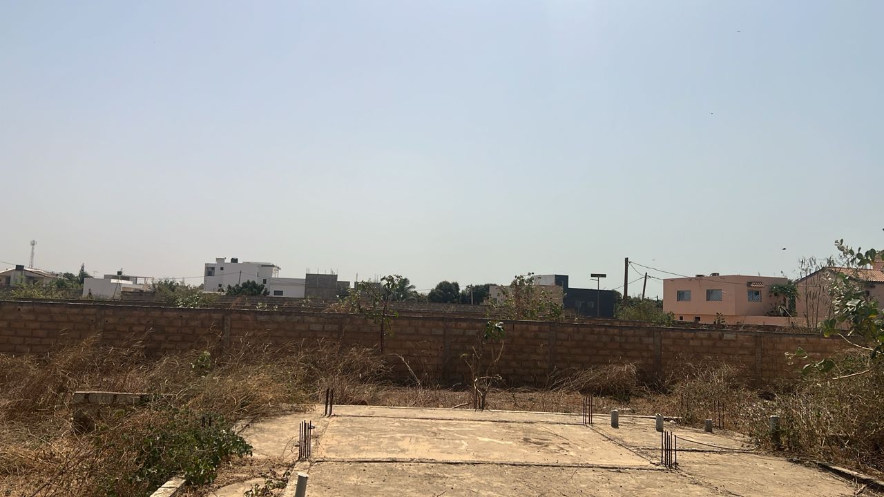 Terrain de 688 mètres carrés à vendre à Somone Sénégal - photo 3