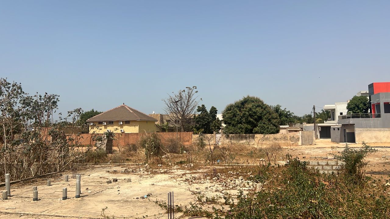 Terrain de 688 mètres carrés à vendre à Somone Sénégal - photo 4
