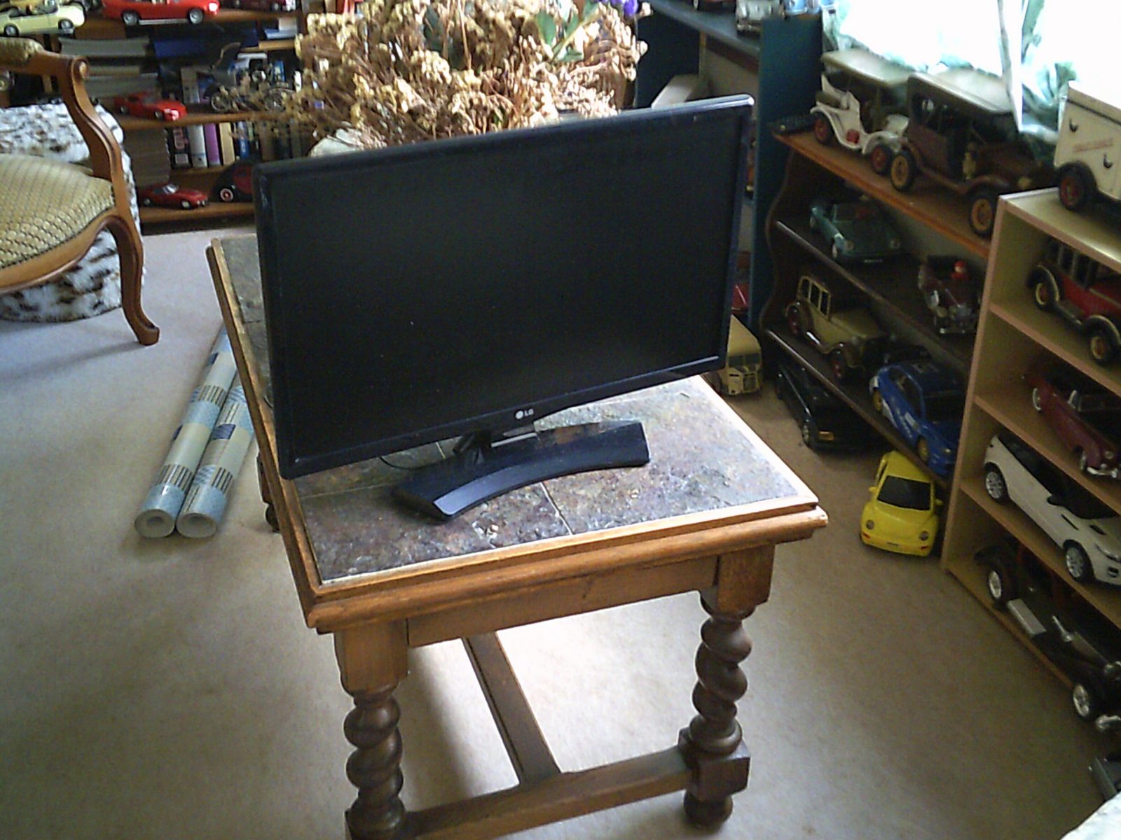 vend   un téléviseur   écran  plat  LG - photo 1