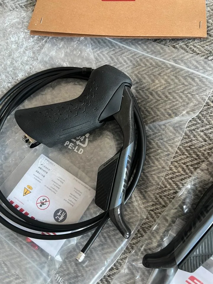 Manettes SRAM Rival AXS E1 - photo 2