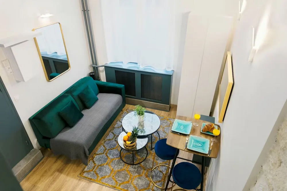 Studio meublé disponible à louer pour réservation - photo 1